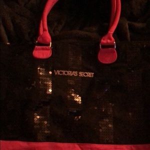 Black and pink tote bag